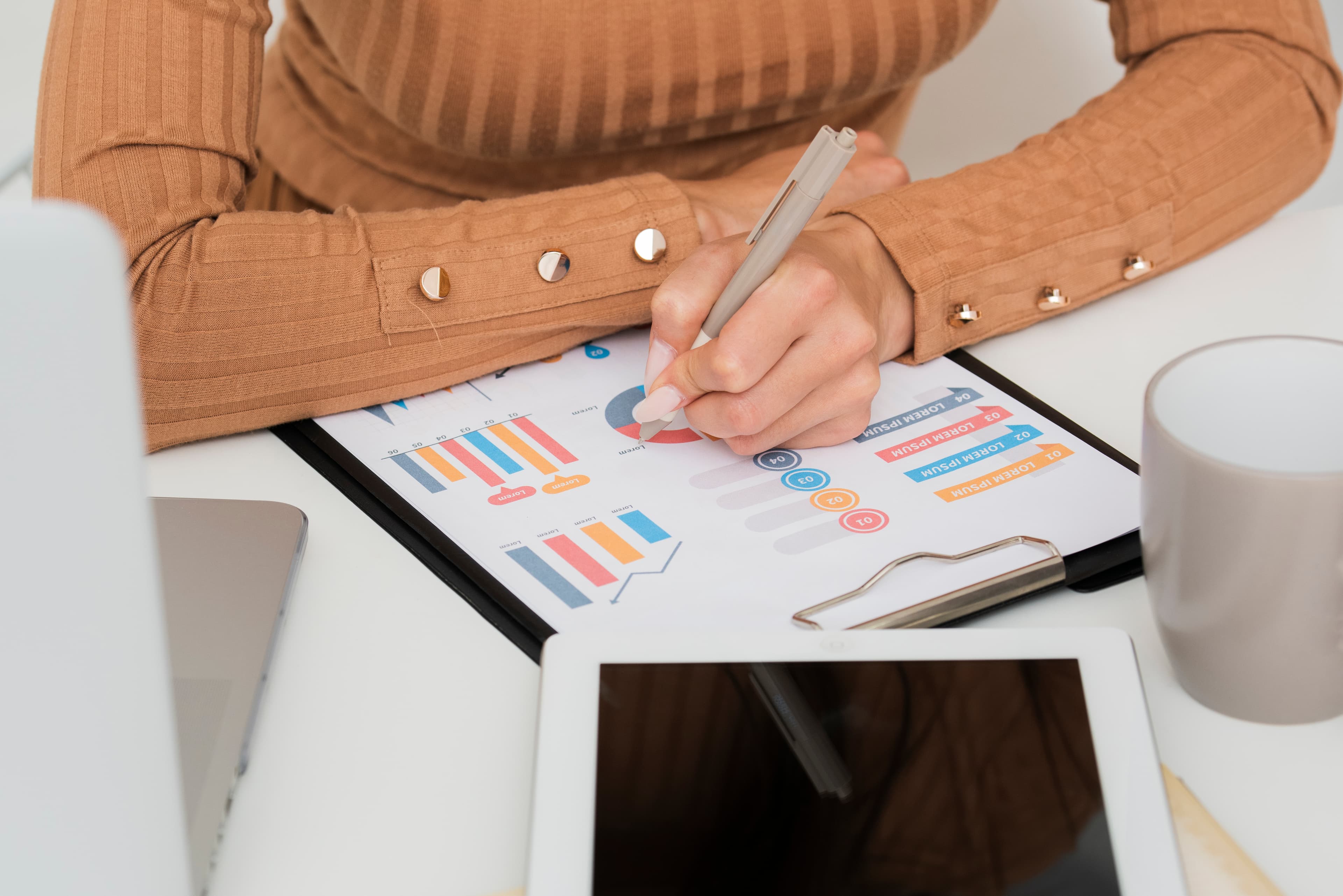 Predice desempeño y reduce rotación con evaluaciones psicométricas. Medimos comportamiento, inteligencia, personalidad y competencias — con resultados el mismo día y cumplimiento de la NOM-035-STPS.